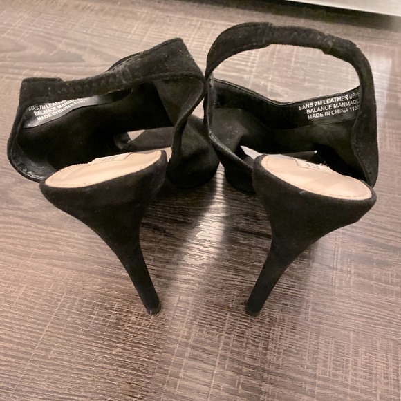STEVE MADDEN black suede heels 👠 - Picture 3 of 4